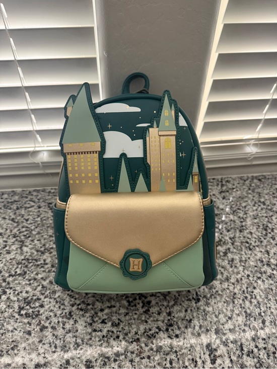 Loungefly Handbags - New Loungefly Hogwarts backpack with matching wallet